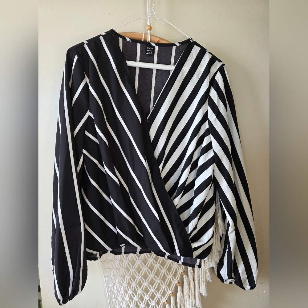 Black & White striped color block faux wrap spring blouse - Picture 2 of 8